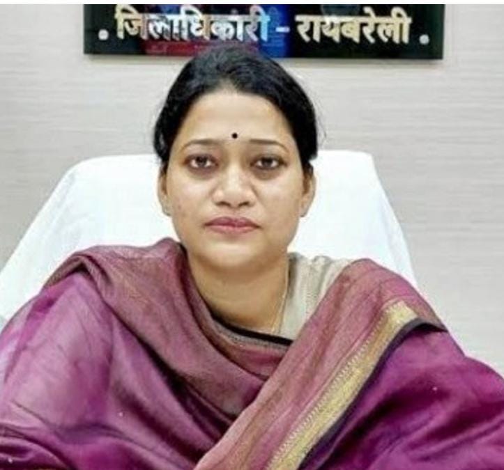 ठंड से निपटने की तैयारी: रायबरेली के अस्पतालों में हीटर और कंबलों की व्यवस्था, DM हर्षिता माथुर ने दिए निर्देश