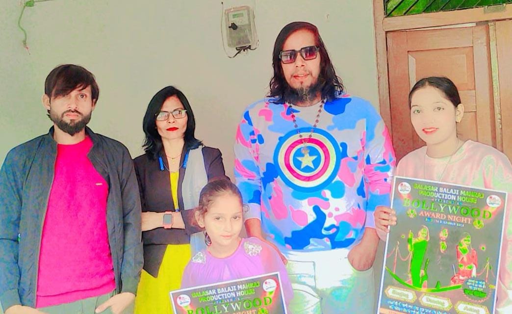 रायबरेली पहुंचे फिल्म अभिनेता गौरव कुमार, अश्लील भोजपुरी गीतों पर जताई चिंता—CM से लगाई रोक की मांग