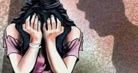 ऊंचाहार में छात्रा से छेड़छाड़, तेज़ाब डालने की धमकी; पुलिस की लापरवाही से बढ़ा आरोपी का मनोबल