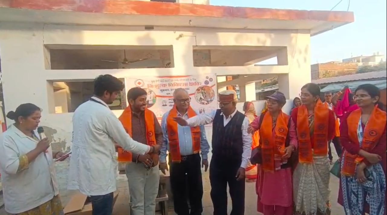 रायबरेली में ‘नर सेवा ही नारायण सेवा’ का संदेश, कुष्ठ रोगियों के लिए लगा विशाल निःशुल्क चिकित्सा शिविर