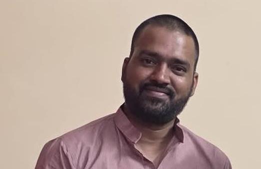 कम उम्र, बड़े काम: डलमऊ के विकास सिंह बने समाजसेवा की मिसाल